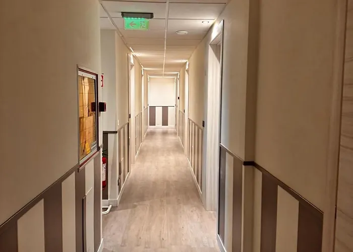 Otel Confidence Parma